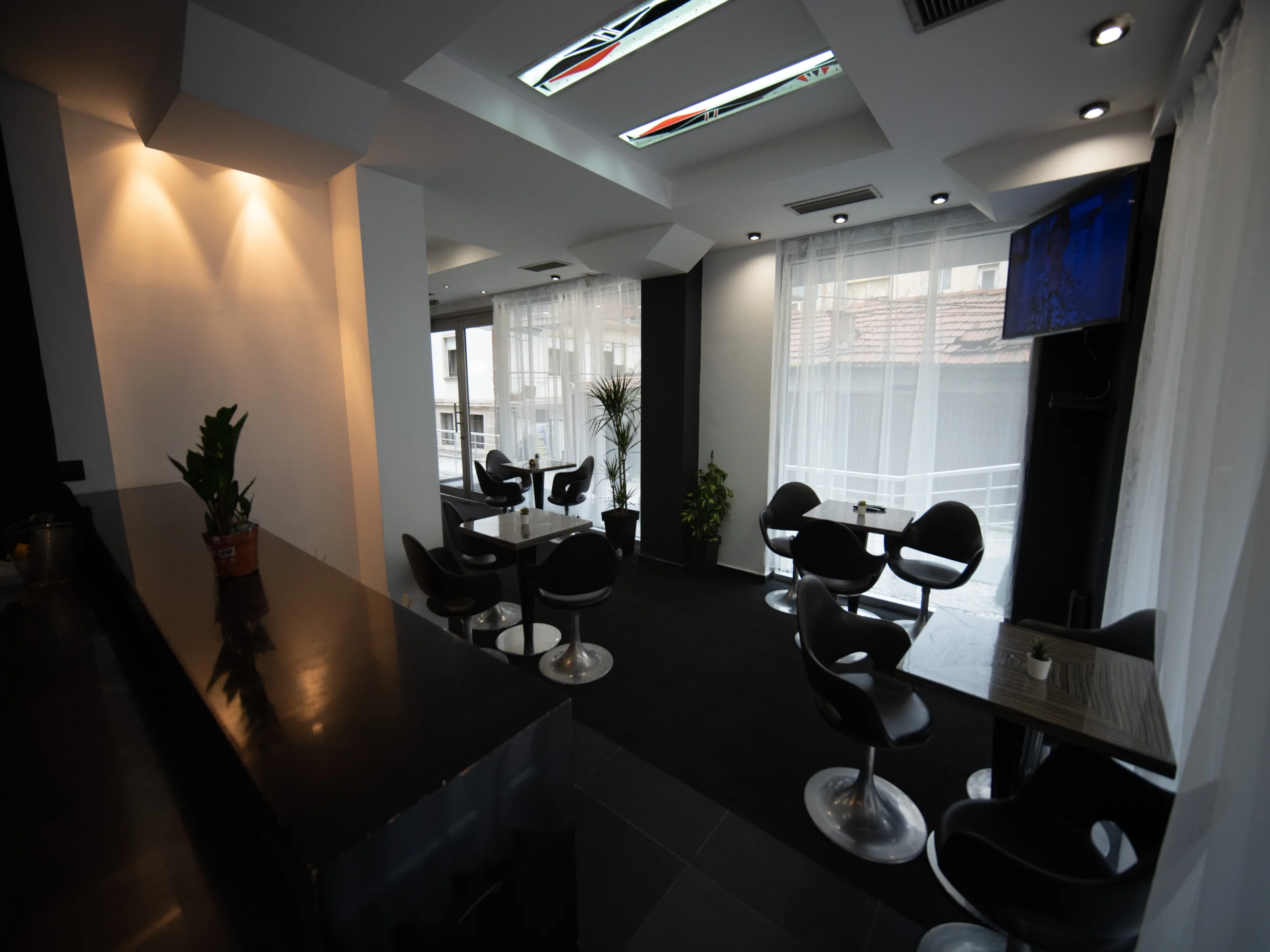 Sienna Apartments Lobby